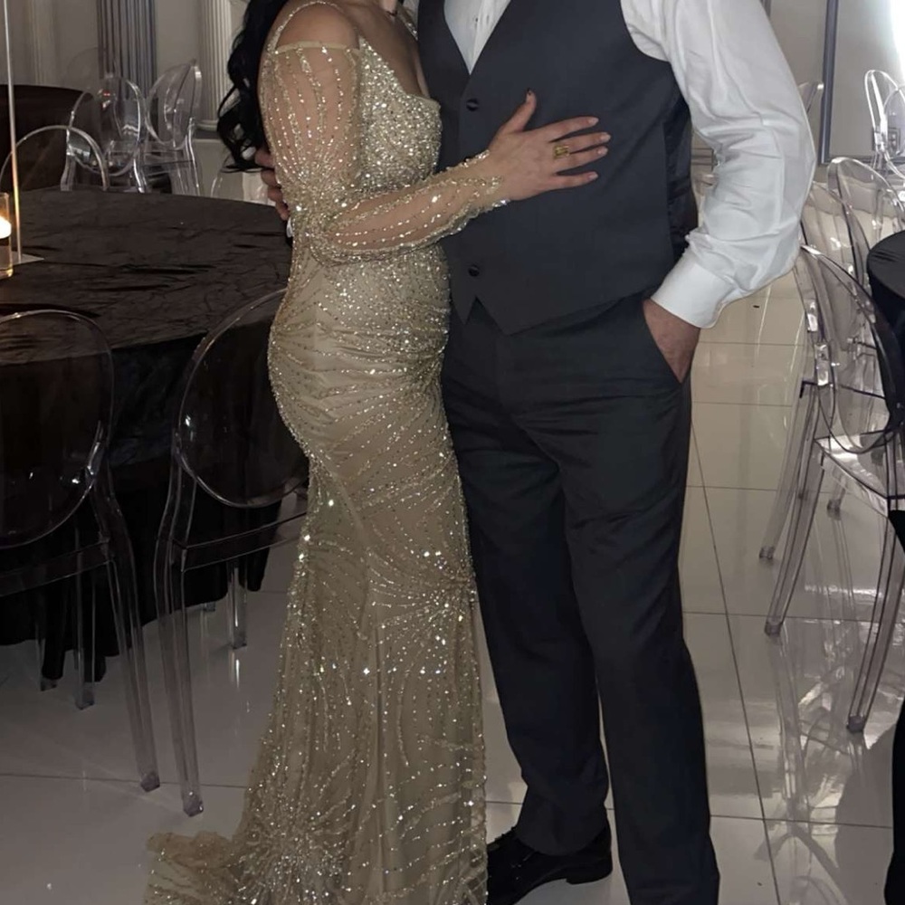 Dress chic and holland